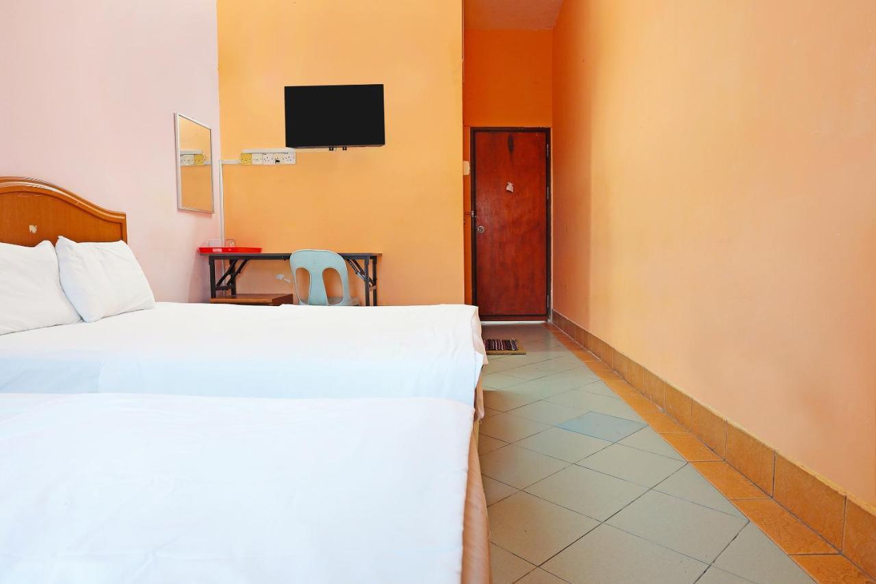 Oyo 90598 Living House C0 Ξενοδοχείο Κουτσίνγκ Εξωτερικό φωτογραφία