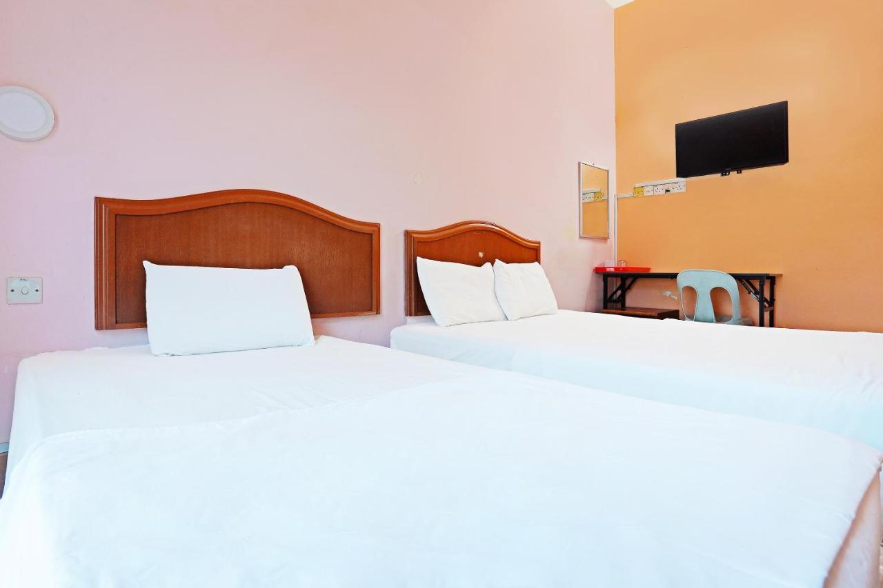 Oyo 90598 Living House C0 Ξενοδοχείο Κουτσίνγκ Εξωτερικό φωτογραφία