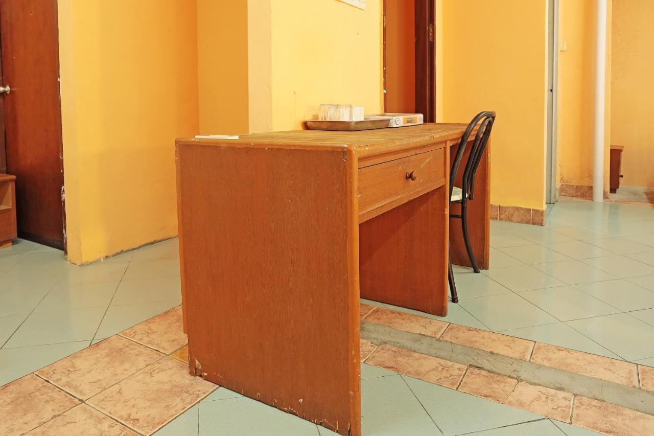 Oyo 90598 Living House C0 Ξενοδοχείο Κουτσίνγκ Εξωτερικό φωτογραφία