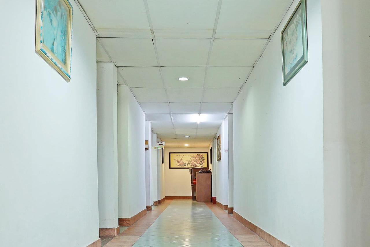 Oyo 90598 Living House C0 Ξενοδοχείο Κουτσίνγκ Εξωτερικό φωτογραφία